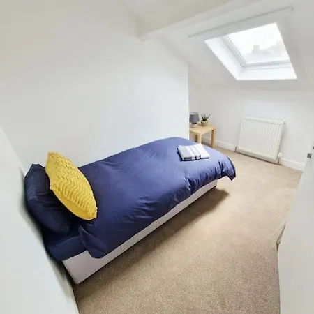 Casa vacanze Brand New In The Heart Of Scarborough